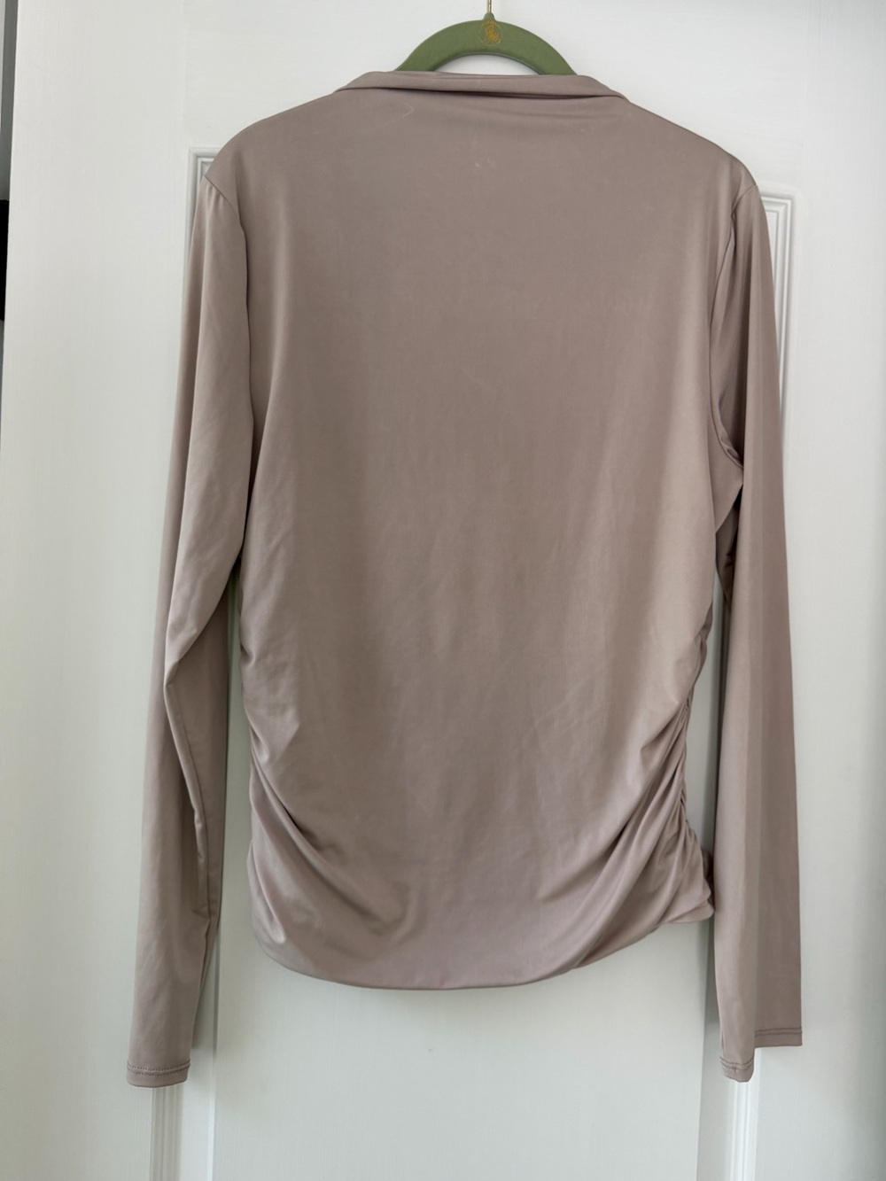 Urban Social NWT Ruched Side Long Sleeve Draped Top Taupe XL - Picture 3 of 6